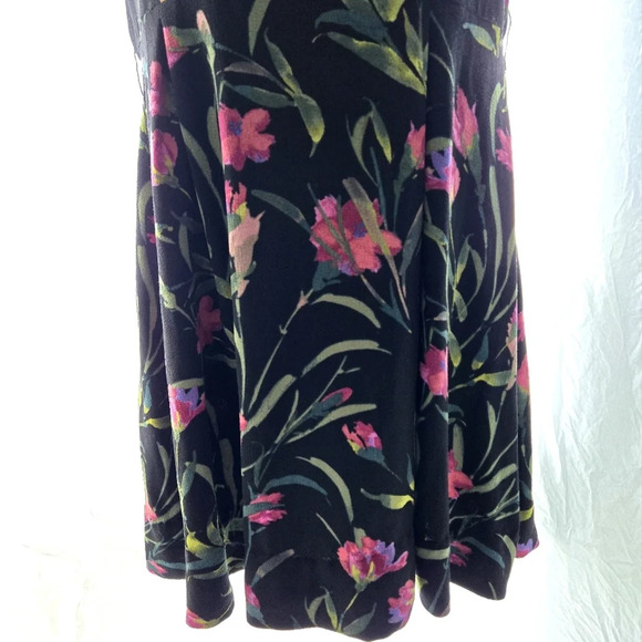 Cute Floral Sleeveless Dress EUC - Picture 3 of 7